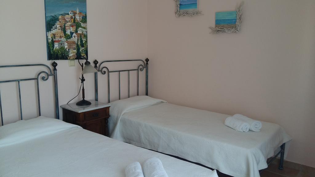 Vk Villas Apolpaina Habitación foto